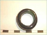 ein Ring aus Glas, Durchmesser innen ca. 2cm.
